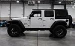 2016 Wrangler Thumbnail 21