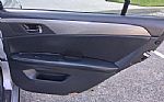 2006 Avalon Thumbnail 21