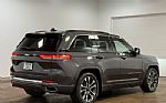 2024 Grand Cherokee Thumbnail 4