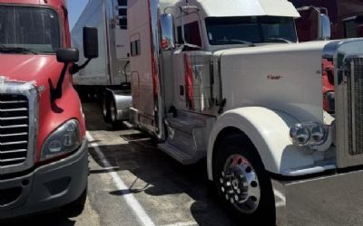 Photo of a 2022 Peterbilt 389 for sale