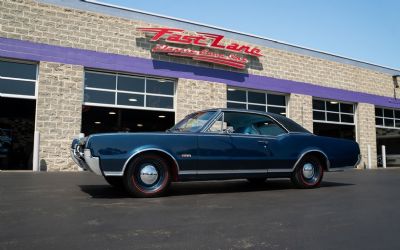 Photo of a 1967 Oldsmobile Cutlass Supreme 442 W-30 for sale