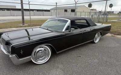 Photo of a 1966 Lincoln Continental Convertible for sale