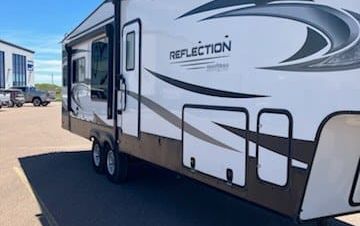 Photo of a 2021 Grand Design Reflection 337RLS Fifth Wheel for sale