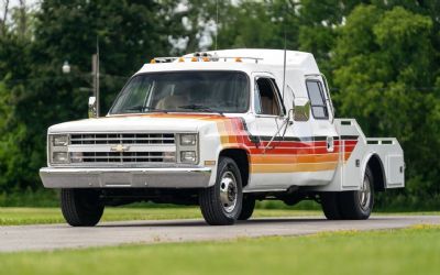 Photo of a 1988 Chevrolet R/V 3500 Series 4X2 2DR Regular Cab for sale