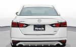 2023 Altima Thumbnail 7