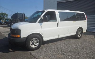 Photo of a 2006 Chevrolet Express Passenger Van for sale