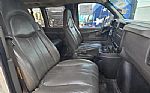2006 Express Passenger Thumbnail 22