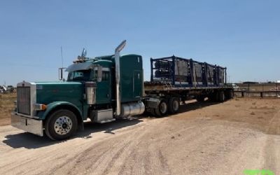 Photo of a 2007 Peterbilt 379 Sleeper Truck for sale