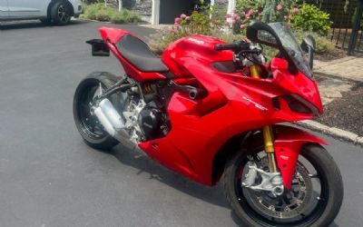 Photo of a 2023 Ducati Supersport for sale