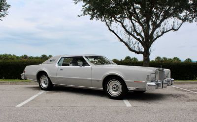 Photo of a 1976 Lincoln Mark IV Cartier for sale