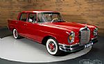 1965 230S Thumbnail 4