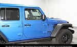 2026 Wrangler Thumbnail 32