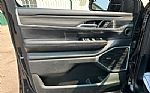 2024 Wagoneer L Thumbnail 11