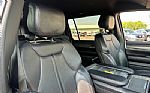 2024 Wagoneer L Thumbnail 32