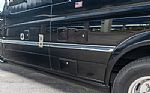 2016 Airstream Thumbnail 30