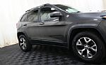 2014 Cherokee Thumbnail 16