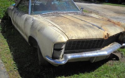 Photo of a 1965 Buick Riviera Hardtop for sale