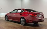 2023 Altima Thumbnail 26