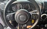 2016 Wrangler Thumbnail 17