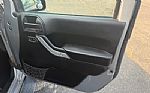 2016 Wrangler Thumbnail 29