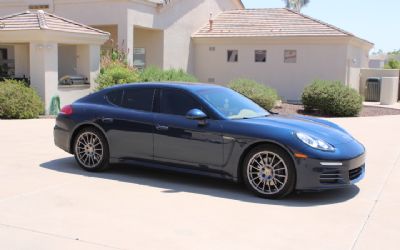 2014 Porsche Panamera 4S
