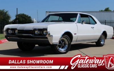 Photo of a 1967 Oldsmobile 442 Cutlass Supreme for sale