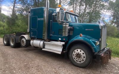 Photo of a 2011 Kenworth W900B for sale