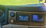 2017 Discovery 37R Thumbnail 31