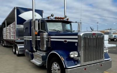 2022 Peterbilt 389 