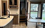 2024 Paradigm 310RL Thumbnail 19