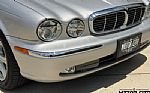 2004 XJ8 Thumbnail 10