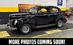 1940 Deluxe Thumbnail 1