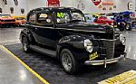 1940 Deluxe Thumbnail 2
