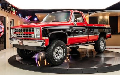 Photo of a 1987 Chevrolet Silverado 4X4 Pickup for sale