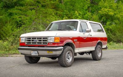 1988 Ford Bronco XLT 2DR 4WD SUV