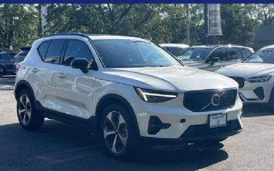 Photo of a 2026 Volvo XC40 SUV for sale