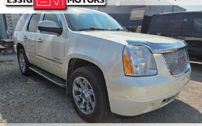 Photo of a 2013 GMC Yukon Denali for sale