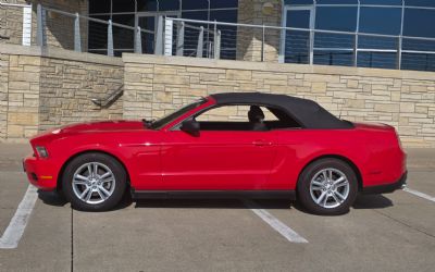 Photo of a 2012 Ford Mustang V6 Convertible for sale
