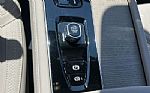2026 XC90 Thumbnail 31