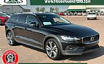 2025 V60 Cross Country Thumbnail 1