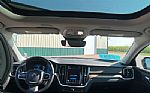 2025 V60 Cross Country Thumbnail 26