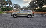 2015 Outback Thumbnail 3