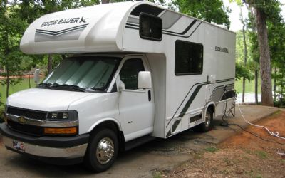 Photo of a 2025 Thor Motor Coach Eddie Bauer 22EBC Class C Motorhome for sale