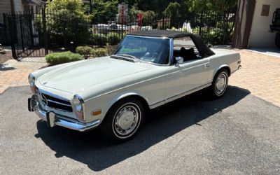 Photo of a 1971 Mercedes-Benz 280-Class SL Pagoda for sale