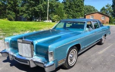 Photo of a 1979 Lincoln Continental Town Car for sale