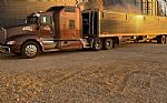 2012 T660 Thumbnail 2