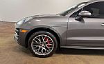 2015 Macan Thumbnail 38
