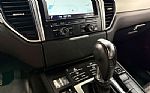 2015 Macan Thumbnail 80