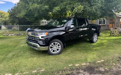 Photo of a 2023 Chevrolet Silverado 1500 LTZ 5.3V8 Auto 4X4 Crew Cab Short Bed for sale