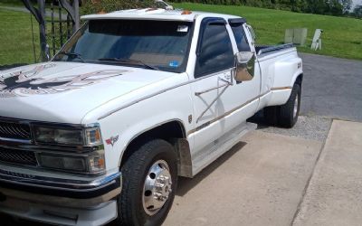 Photo of a 1990 Chevrolet 3500 DRW EXT Cab for sale
